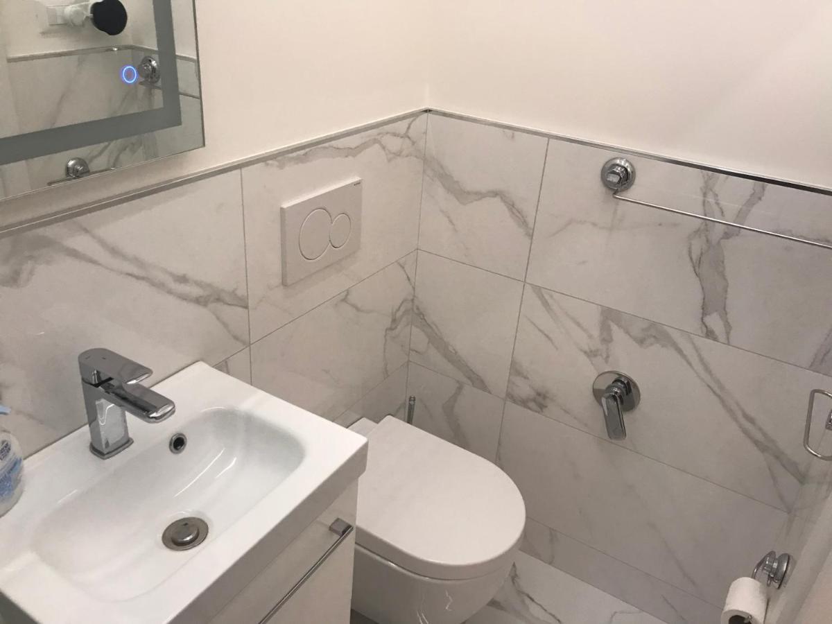 Tra le Torri Bed and Breakfast Bologna Esterno foto